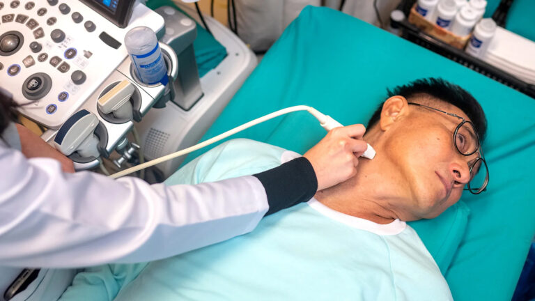 Vì sao số ca ung thư tuyến giáp tăng nhanh trên toàn thế giới?